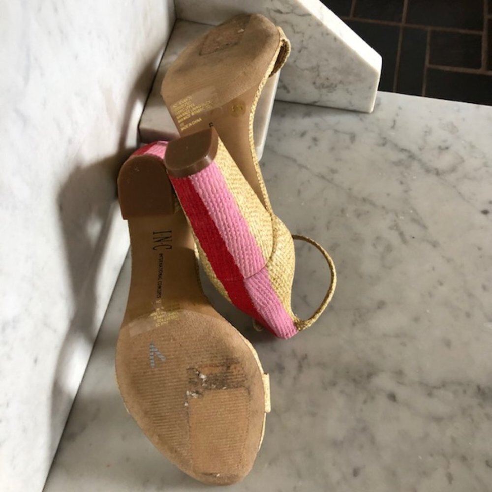 INC Kivah Block Heel Ankle Strap Pink Red Stripe Sandals 6M RARE - Picture 12 of 17